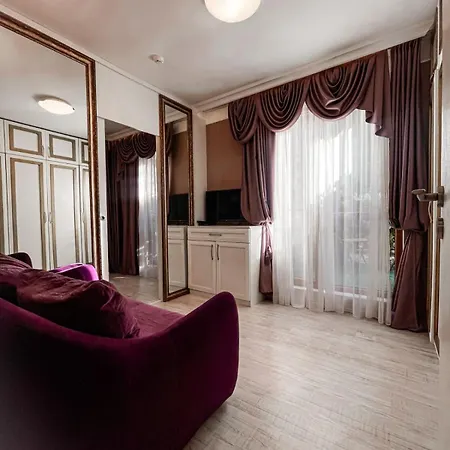 Monte Carlo Vaio - 1br Garden - With Direct Pool Access 公寓 阳光海滩