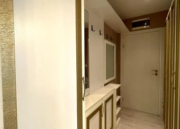 公寓 Monte Carlo Vaio - 1br Garden - With Direct Pool Access