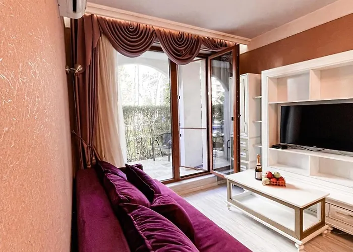 Monte Carlo Vaio - 1br Garden - With Direct Pool Access 阳光海滩